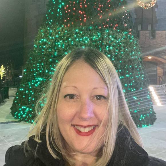 Meet your Posher, Michele - Picture 1 of 1